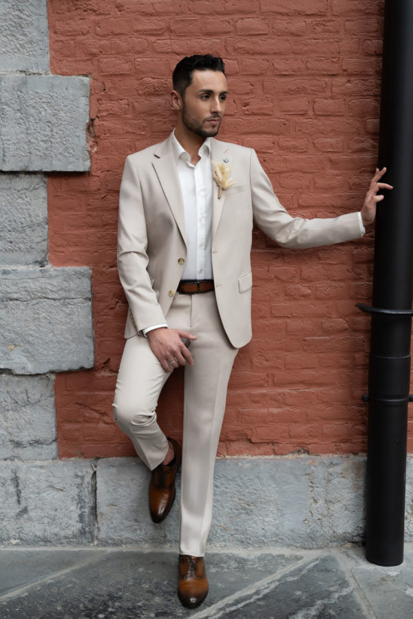 costume de marié Monsieur Pronuptia-Joaquin beige