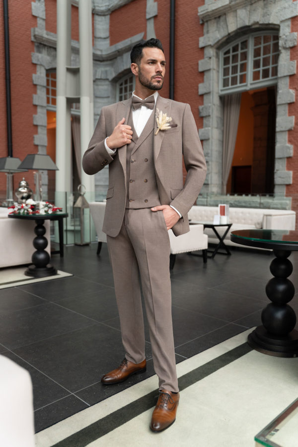 costume de marié Monsieur Pronuptia-Rafael beige
