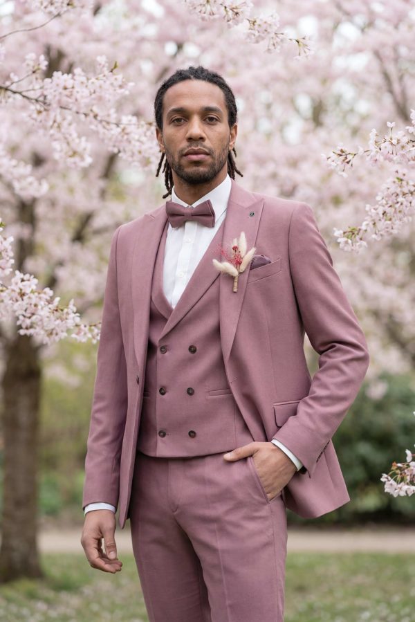 costume de marié rose poudré Monsieur Pronuptia- Elias