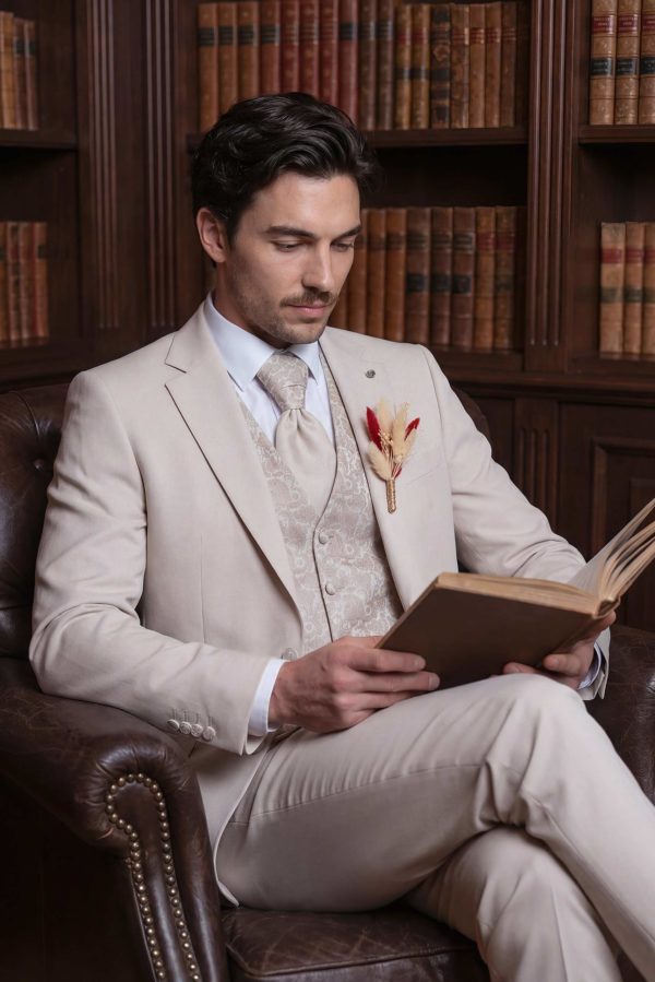 Spencer – Costume de mariage Beige